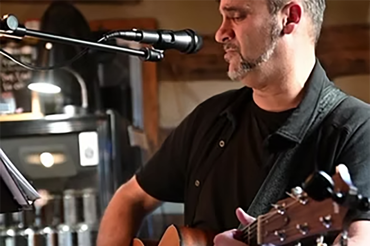 Live Music Matt Benden