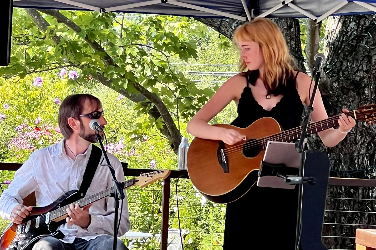 Live Music Mirabelle and Matty