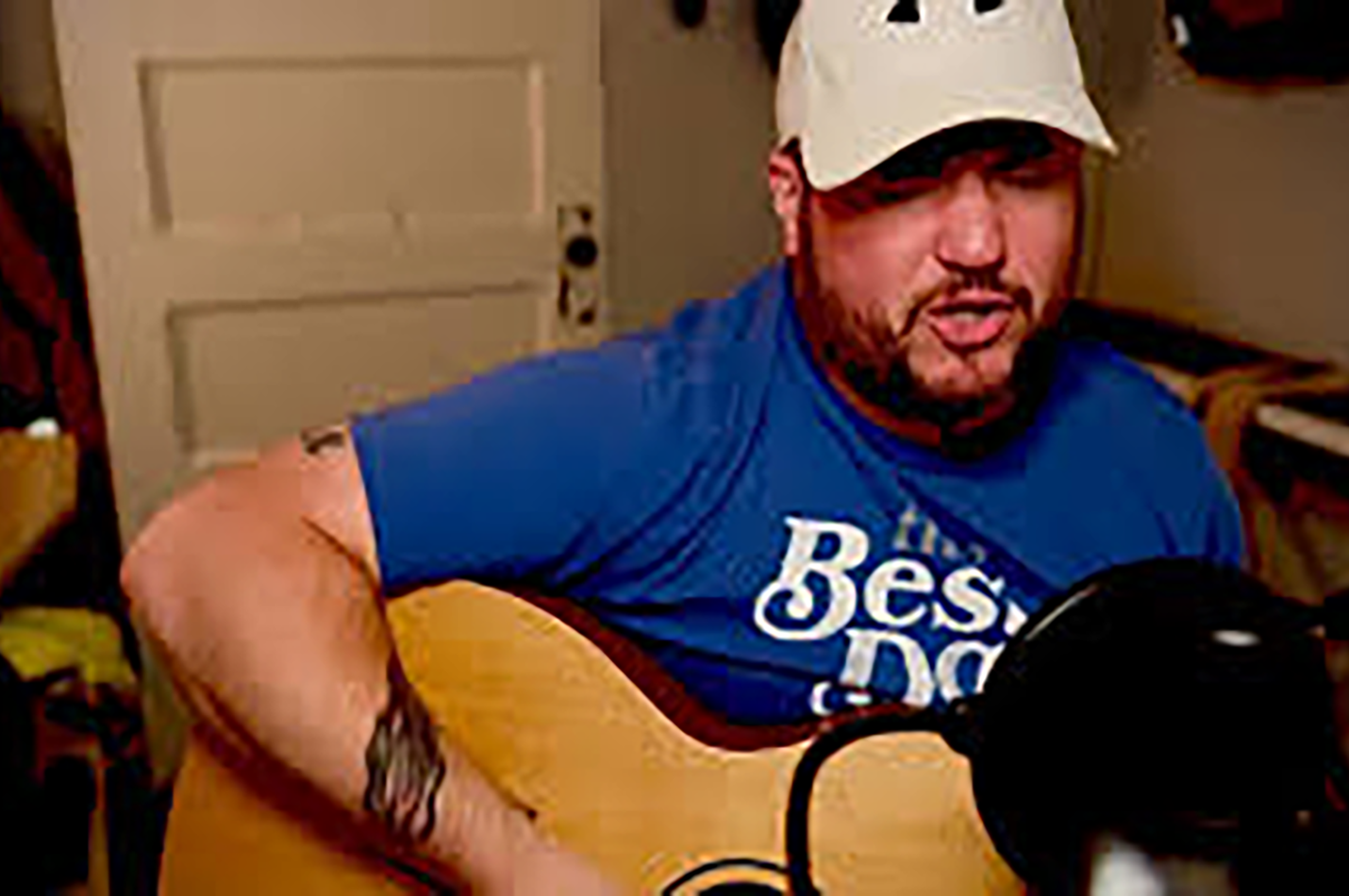Live Music Welcome Back 'Country' Chipp Burg