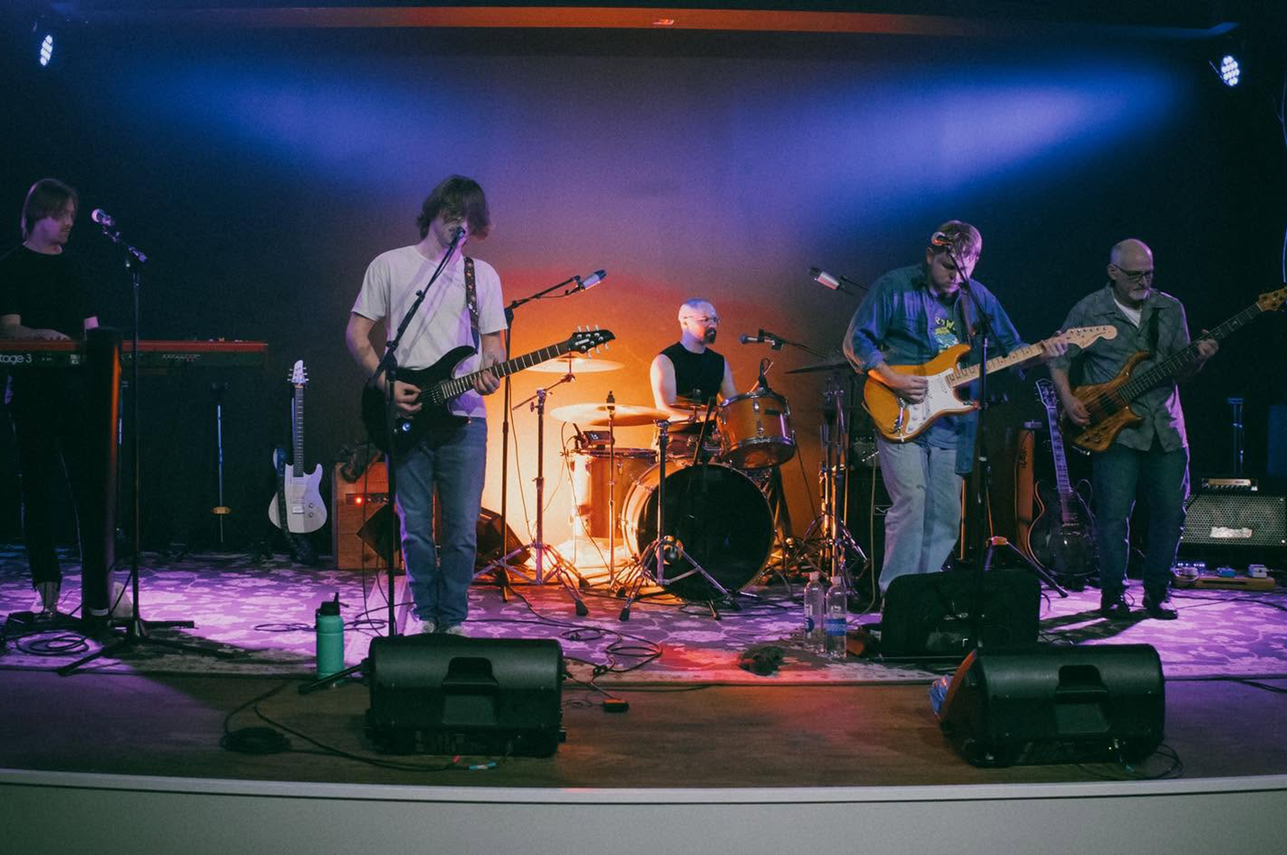 Live Music Dowrong