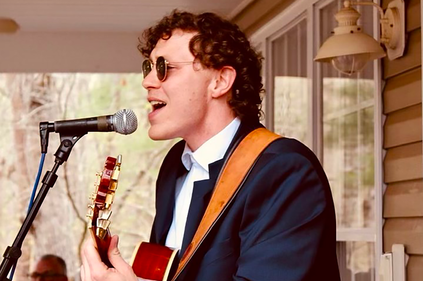 Live Music Bobby Crim