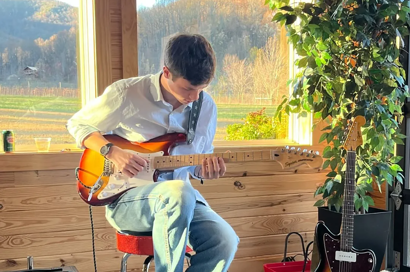 Live Music Nathan DiNapoli
