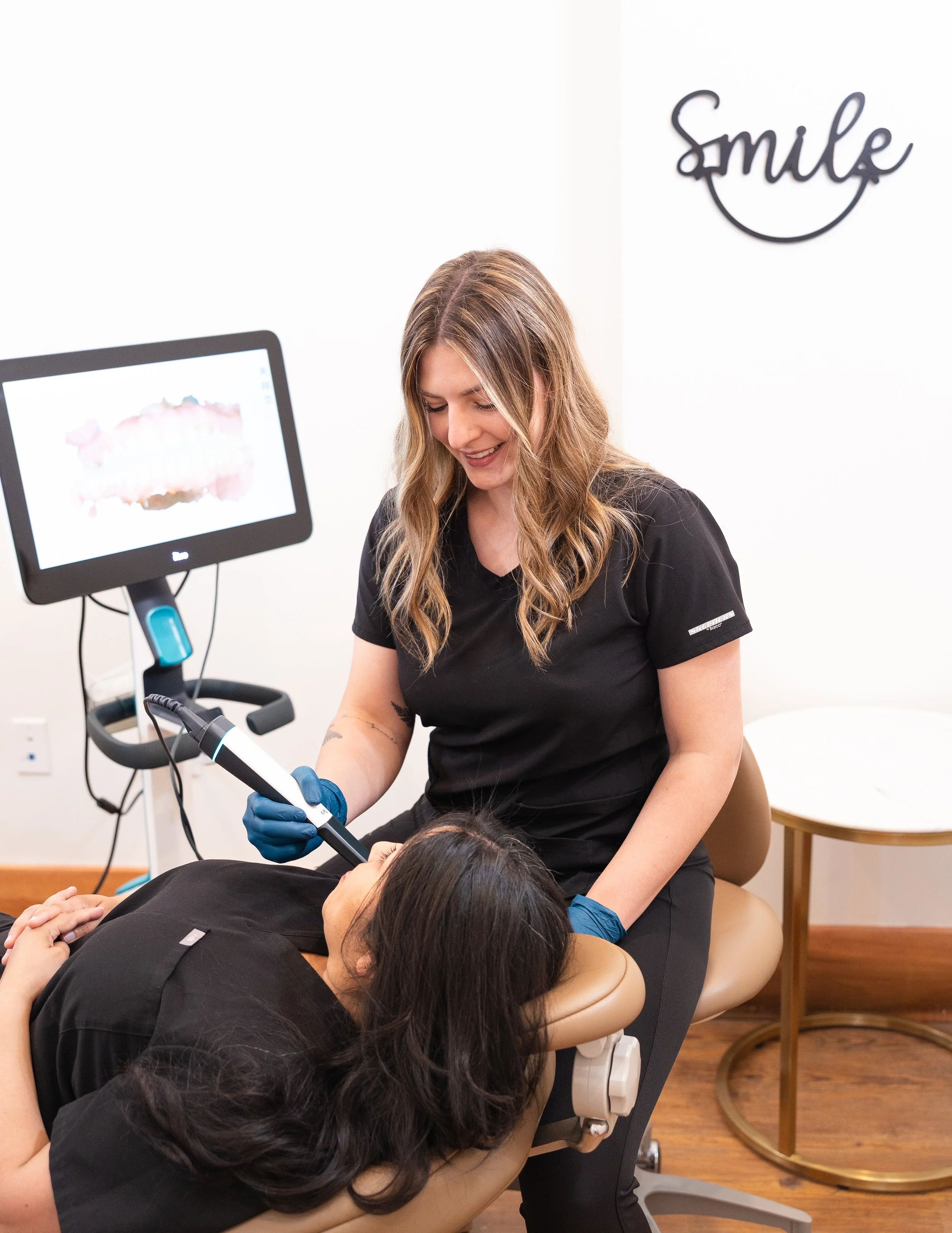 Comfortable Invisalign consultation at Bobb Dental at Northgate