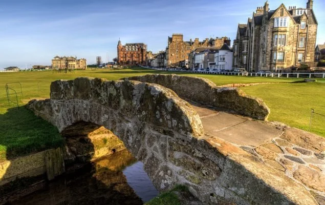Swilcan Bridge, St Andrews
