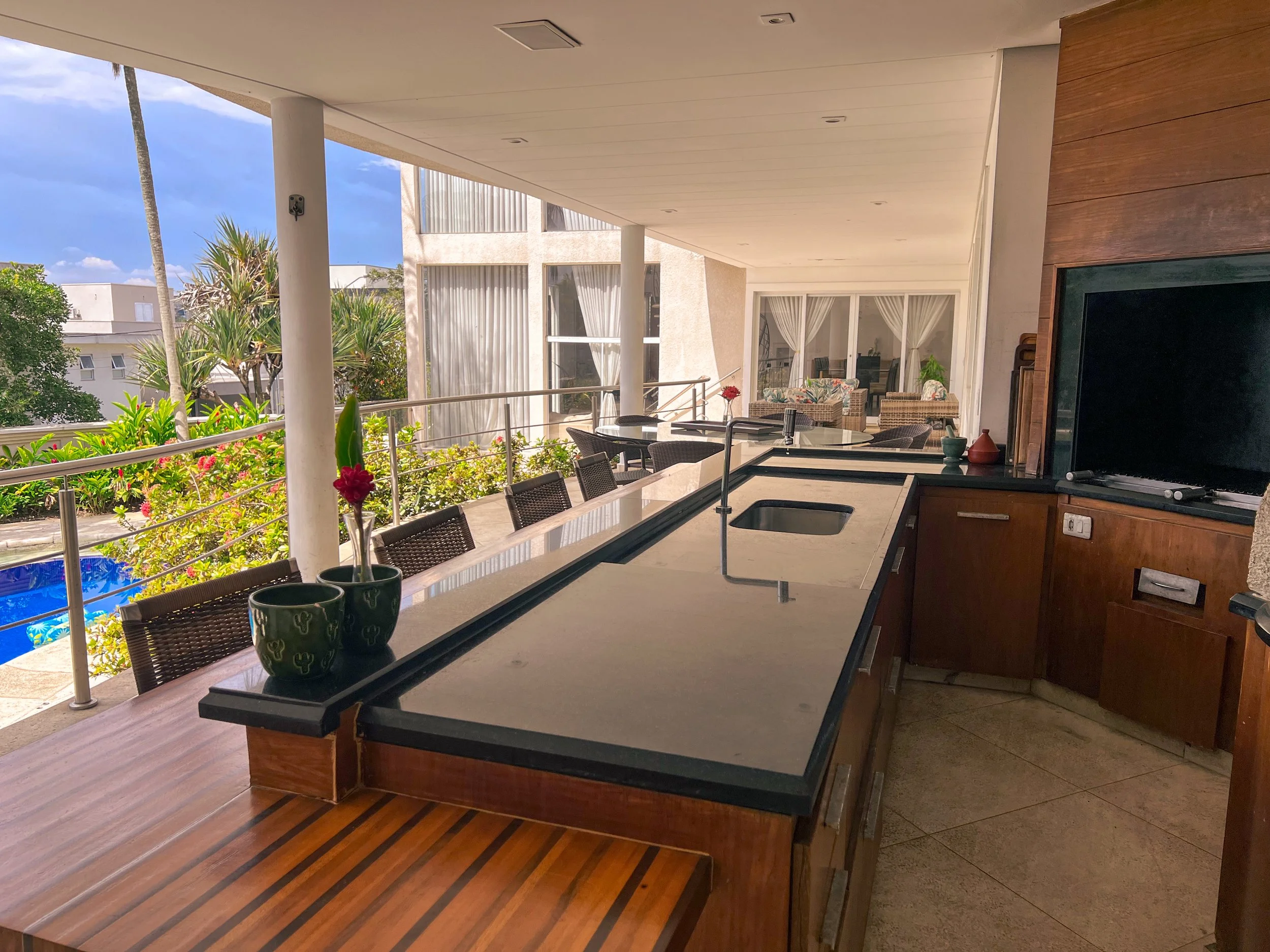 Gourmet com bancada e piscina