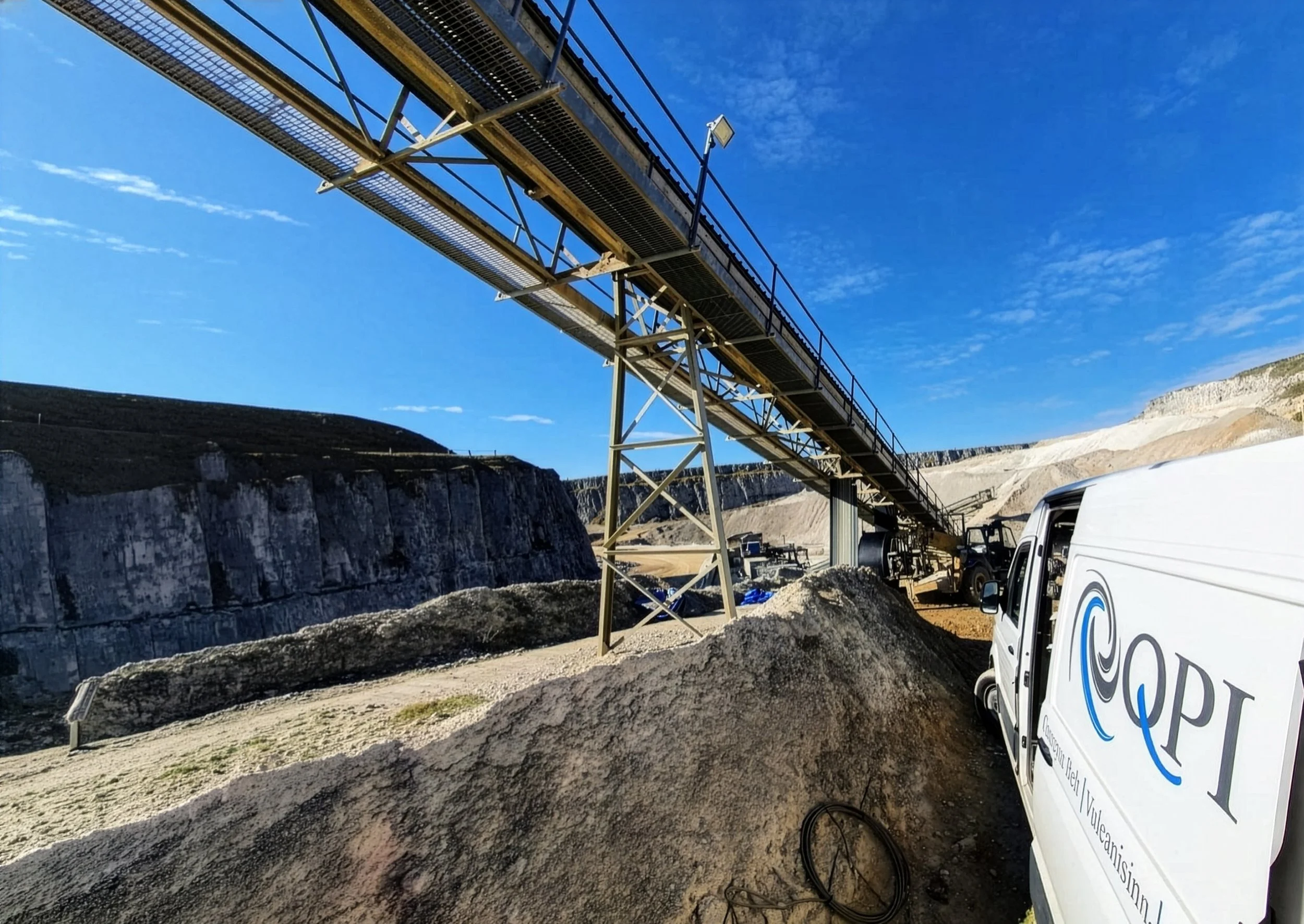 Modular conveyor systems and flexible conveyor infrastructure