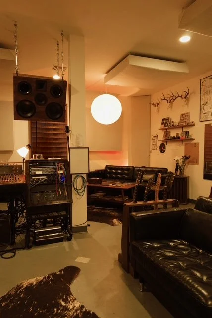Secret Sister recording studio
