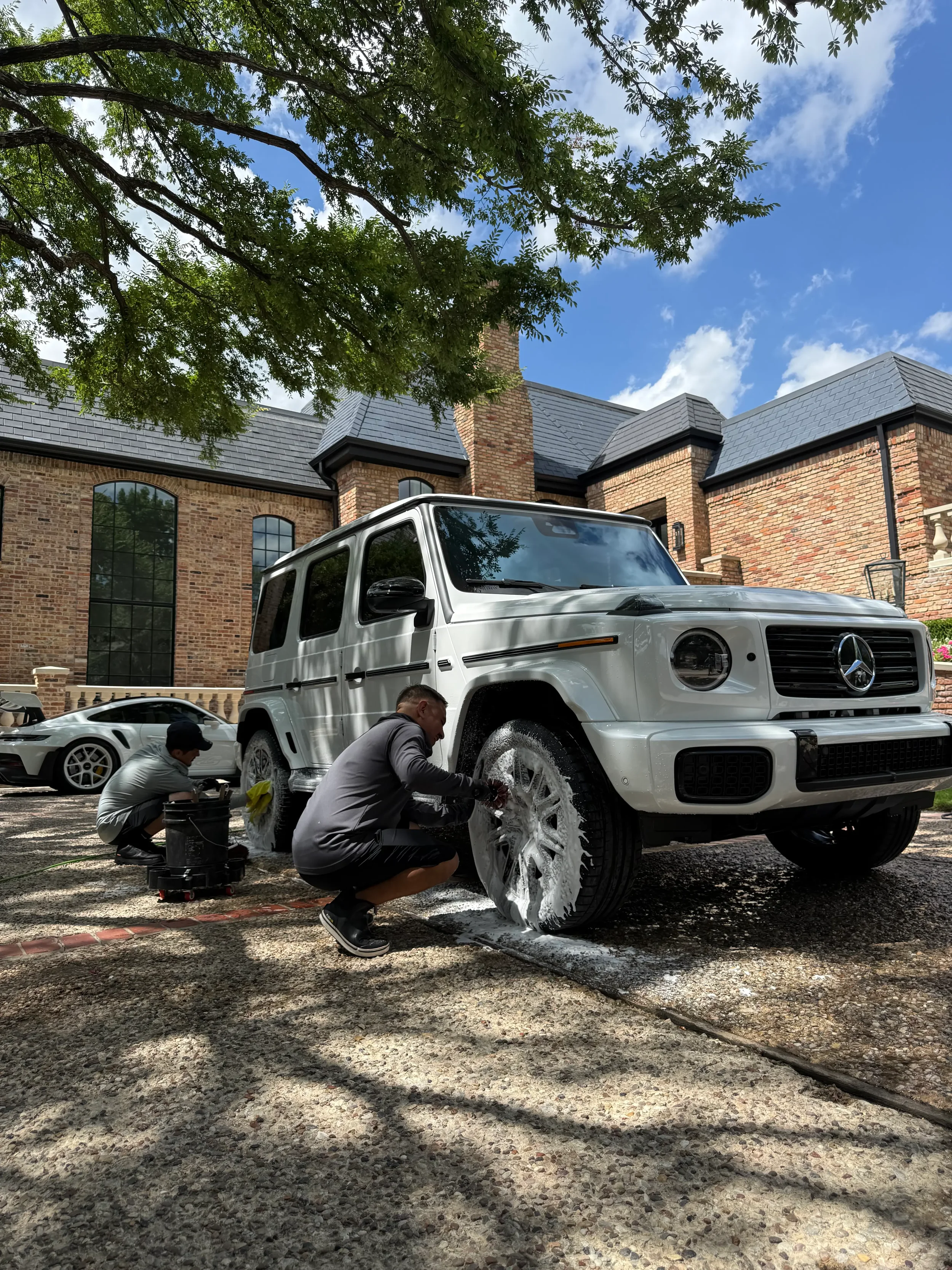 Mobile detailing convenience