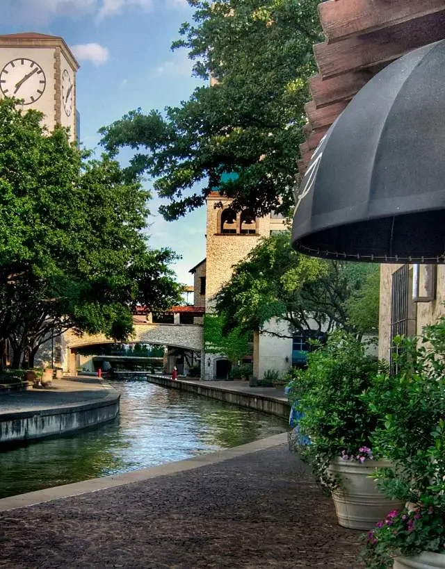 A Buff and Beyond Las Colinas