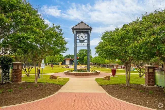 A Buff and Beyond Kennedale