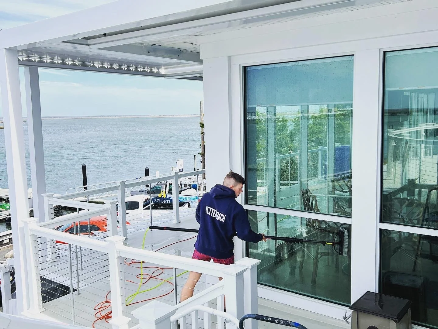 Exterior window cleaning Avalon