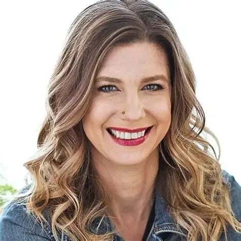 Robyn Gobbel