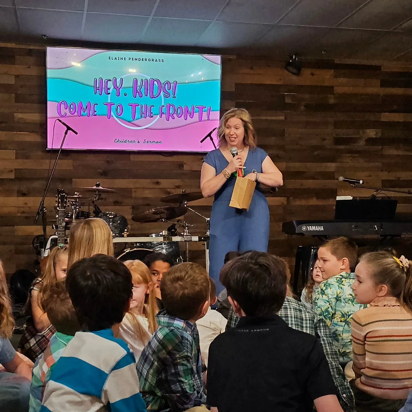 Elaine Pendergrass teaching children about faith