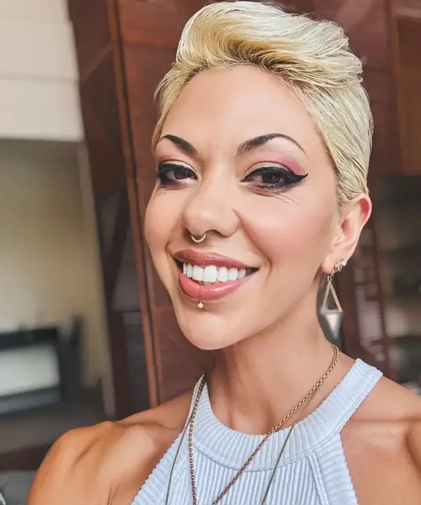 Satine Phoenix, health optimization coach