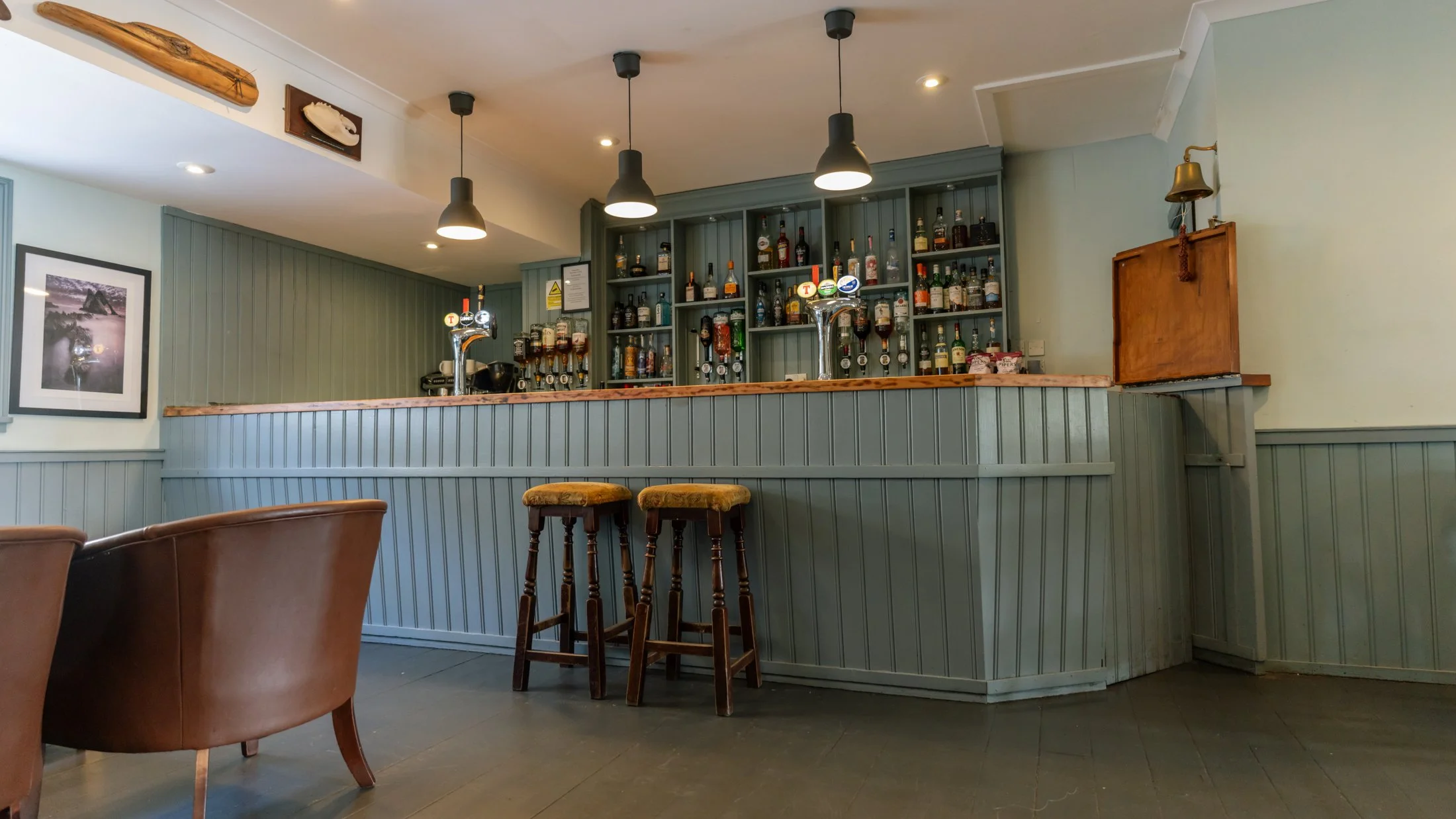 Colonsay Hotel bar