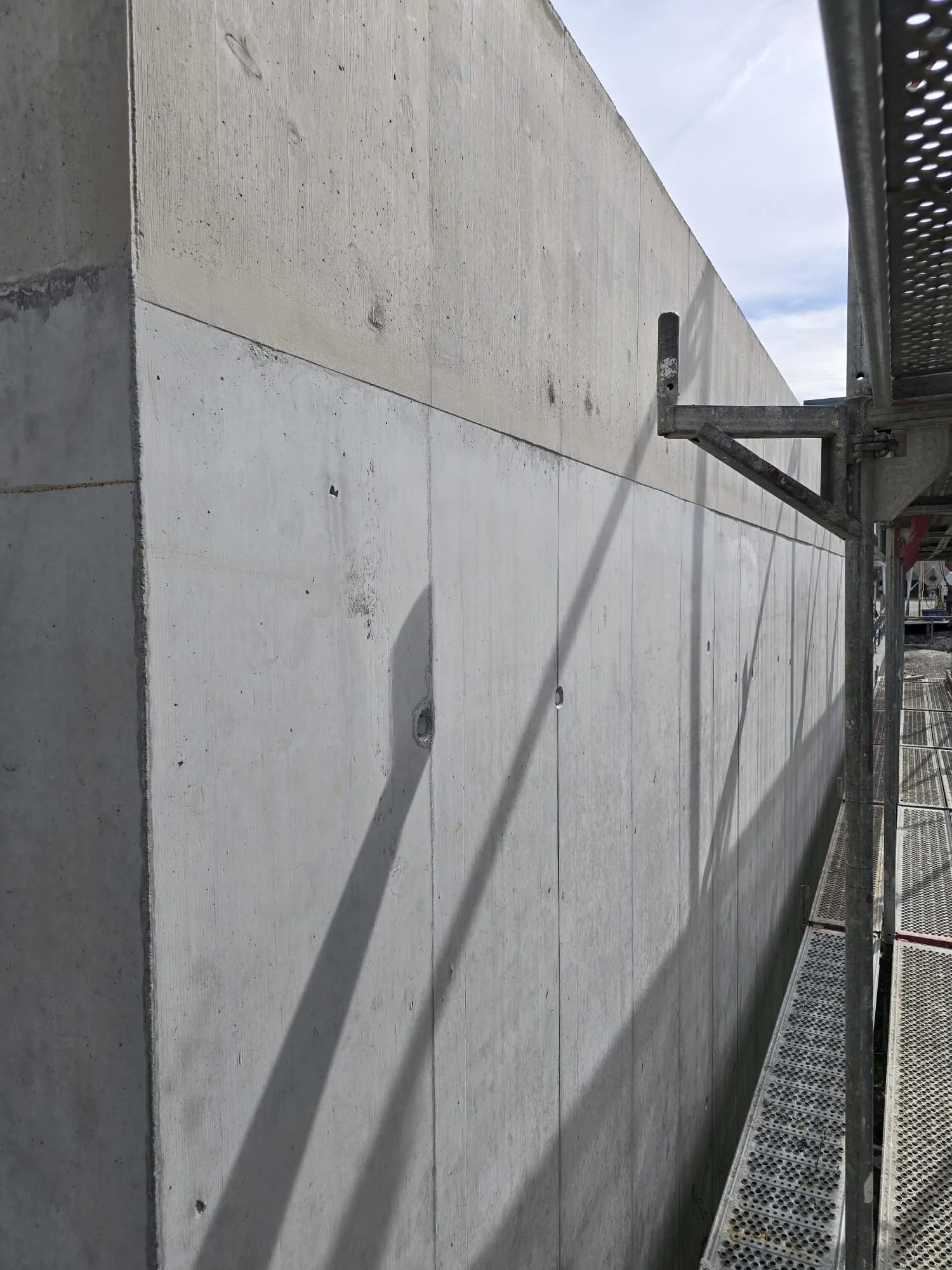 MFH Uster – Garage · Betonkosmetik nachher