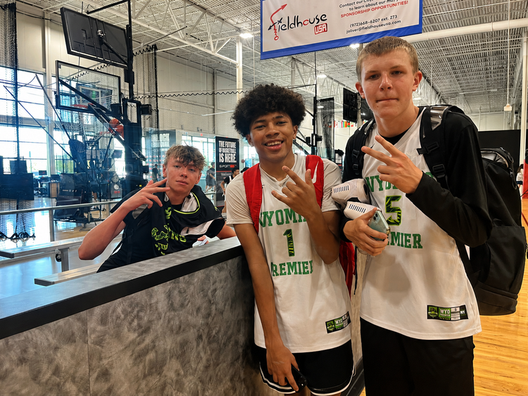 Colten Pantle, Carmelo Smith and Brekken Maxson at Prep Hoops Mile High Madness