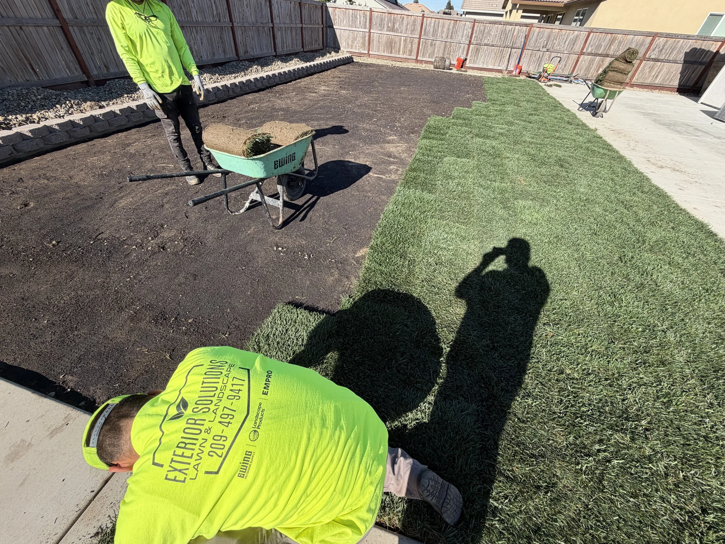 Sod installation crew Modesto CA