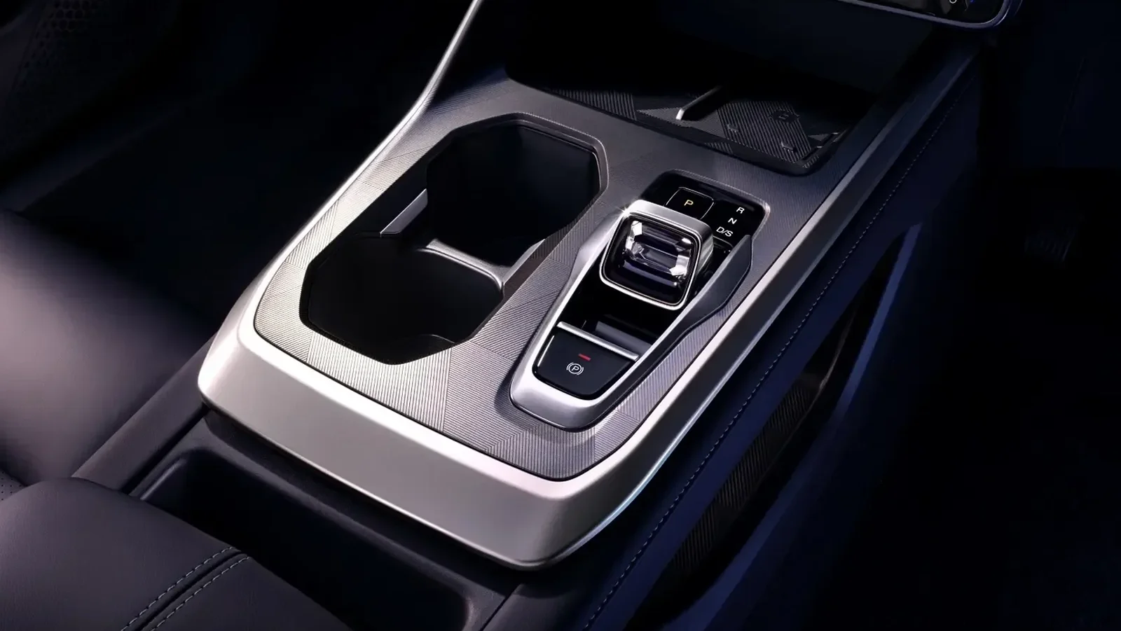 EMZOOM Interior Detail
