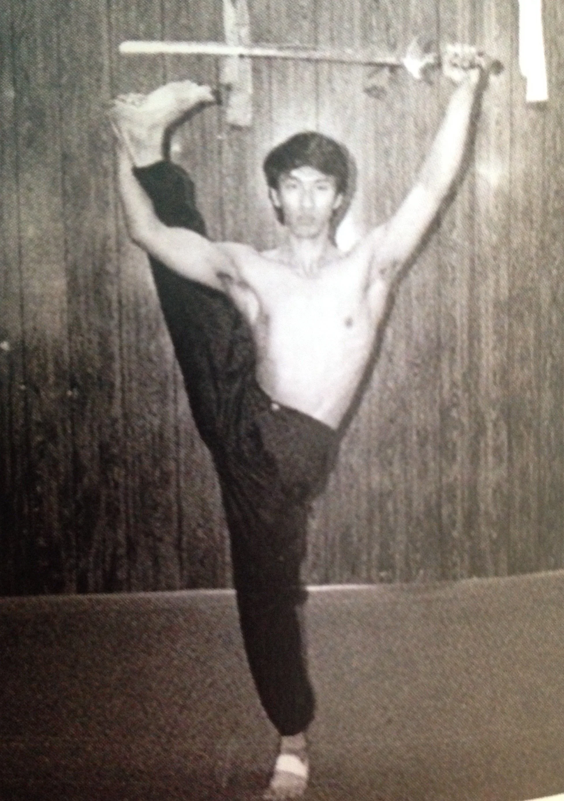 GM Meng doing Straight sword form.