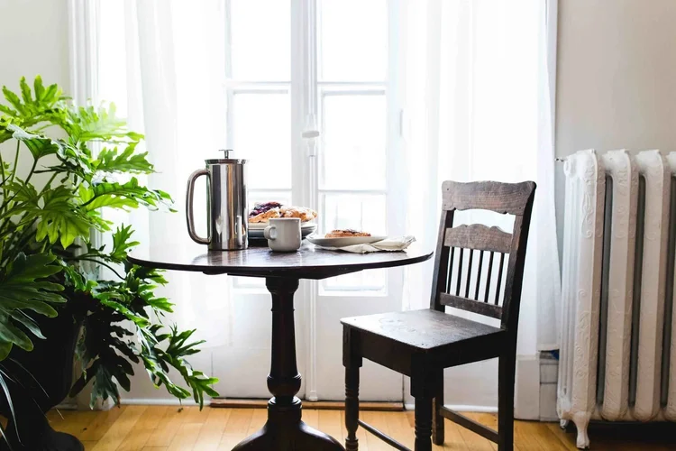 Cafuné coffee and pastry styled photograph