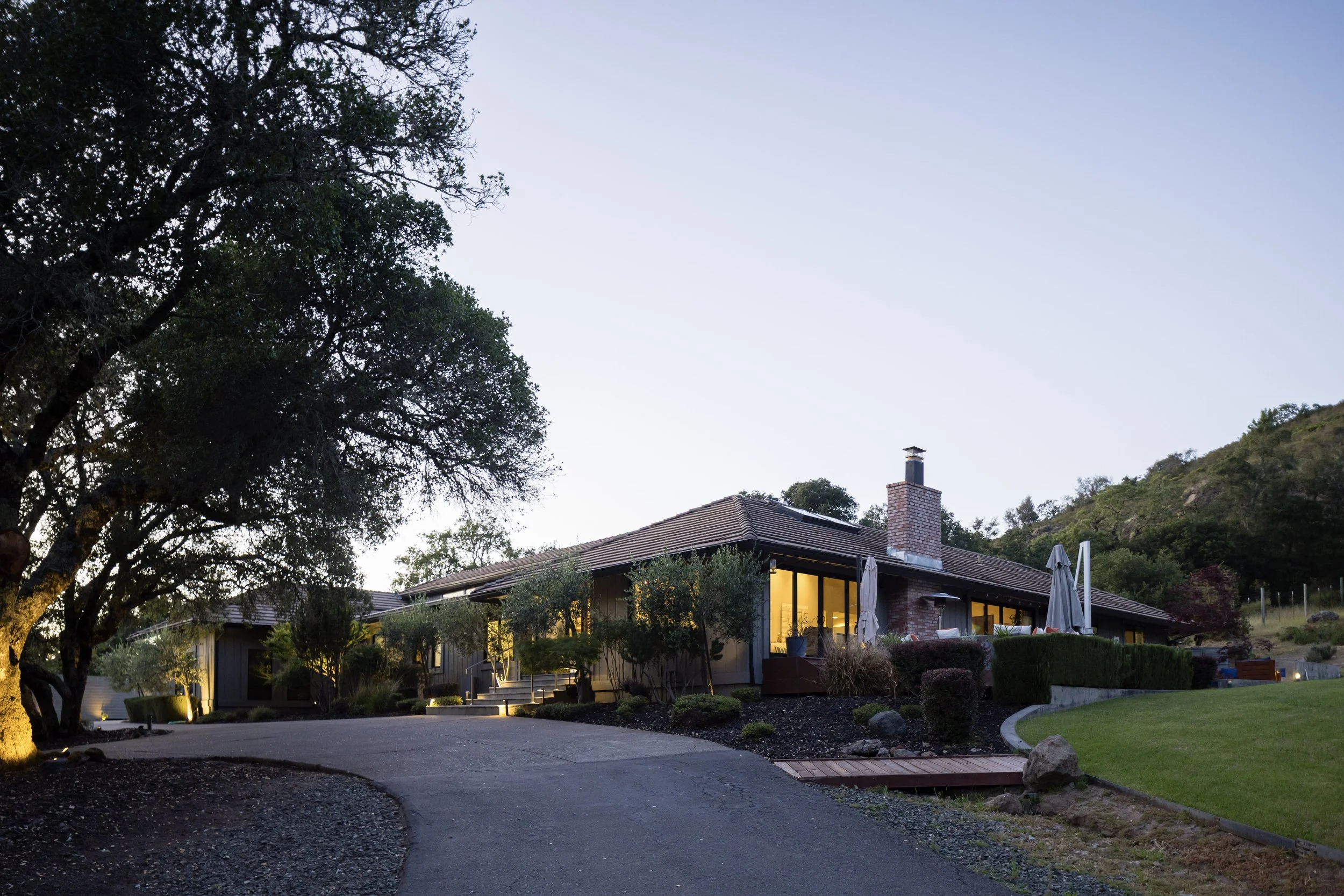 The main house at 5850 Sharp Road in Calistoga