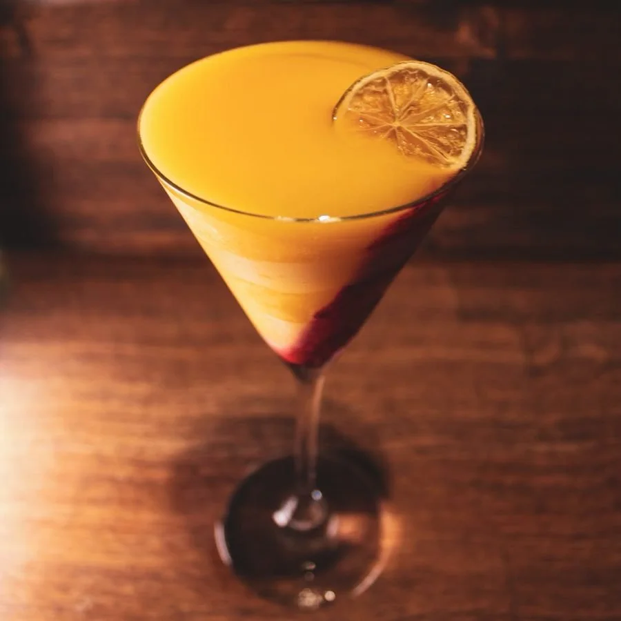 Mango Makes Daiquiri
