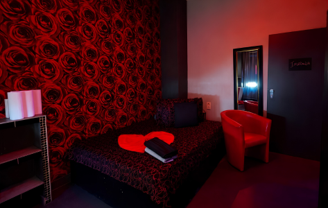 Red Lounge