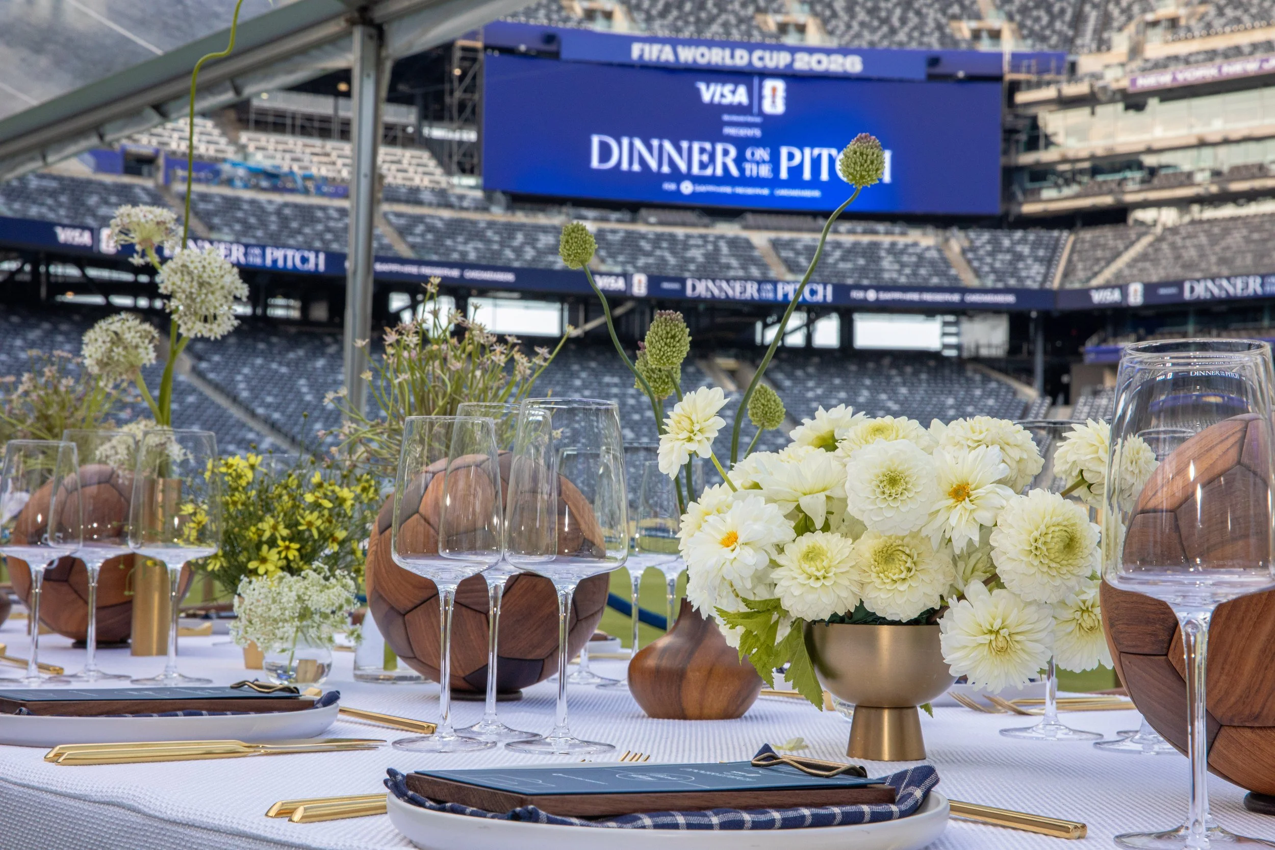 Dinner on the Pitch, Performance on the pitch