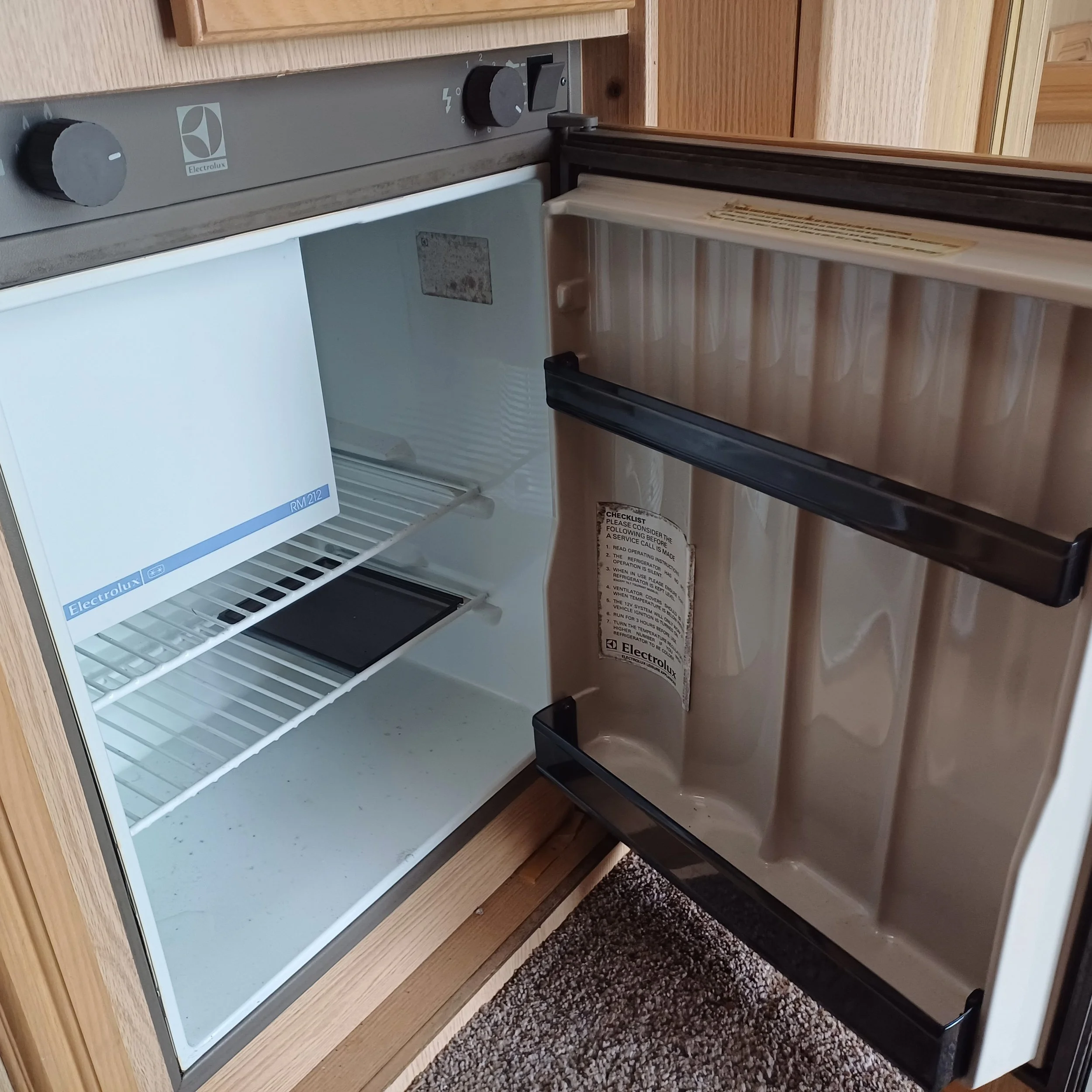 3-Way Electrolux and Dometic Caravan Fridges