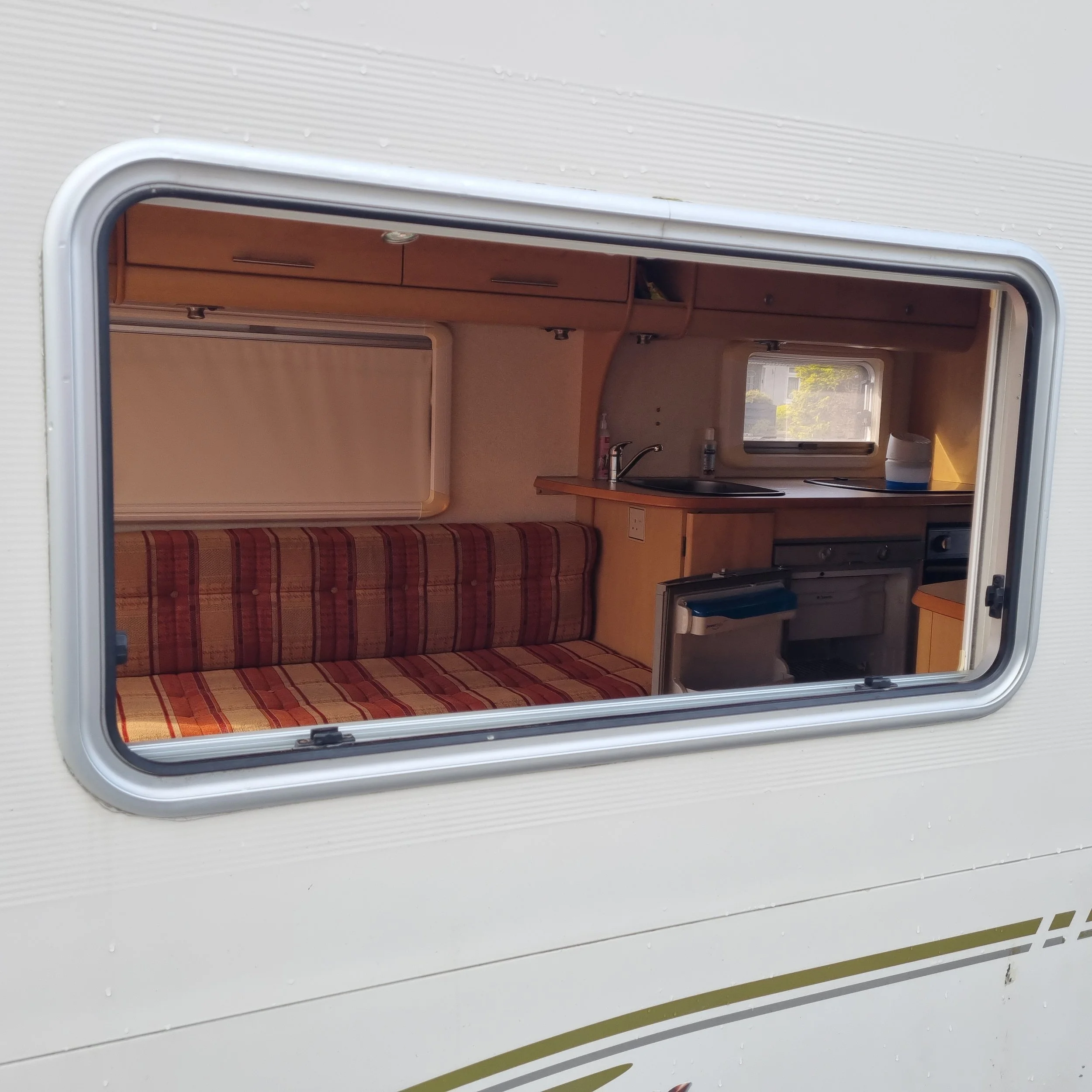 Measuring window aperture dimensions for insurance replacement