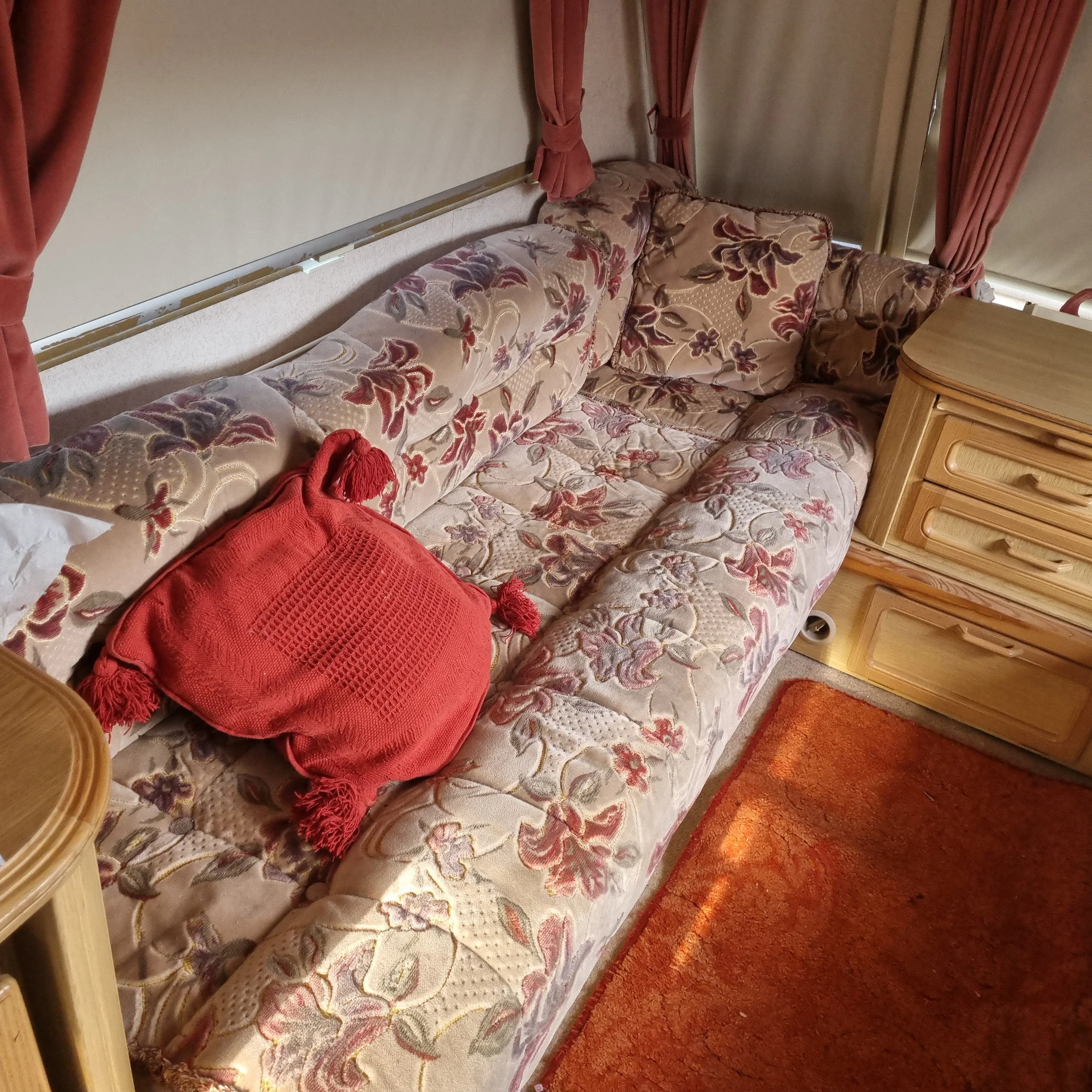 Second-Hand Caravan Cushions and Seating Sets