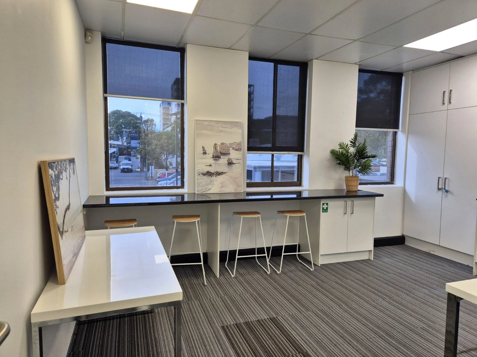 Business Hub Norwood serviced office location on The Parade in Norwood