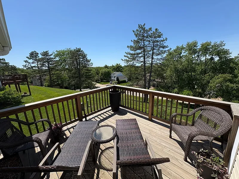 Private deck overlooking common ground