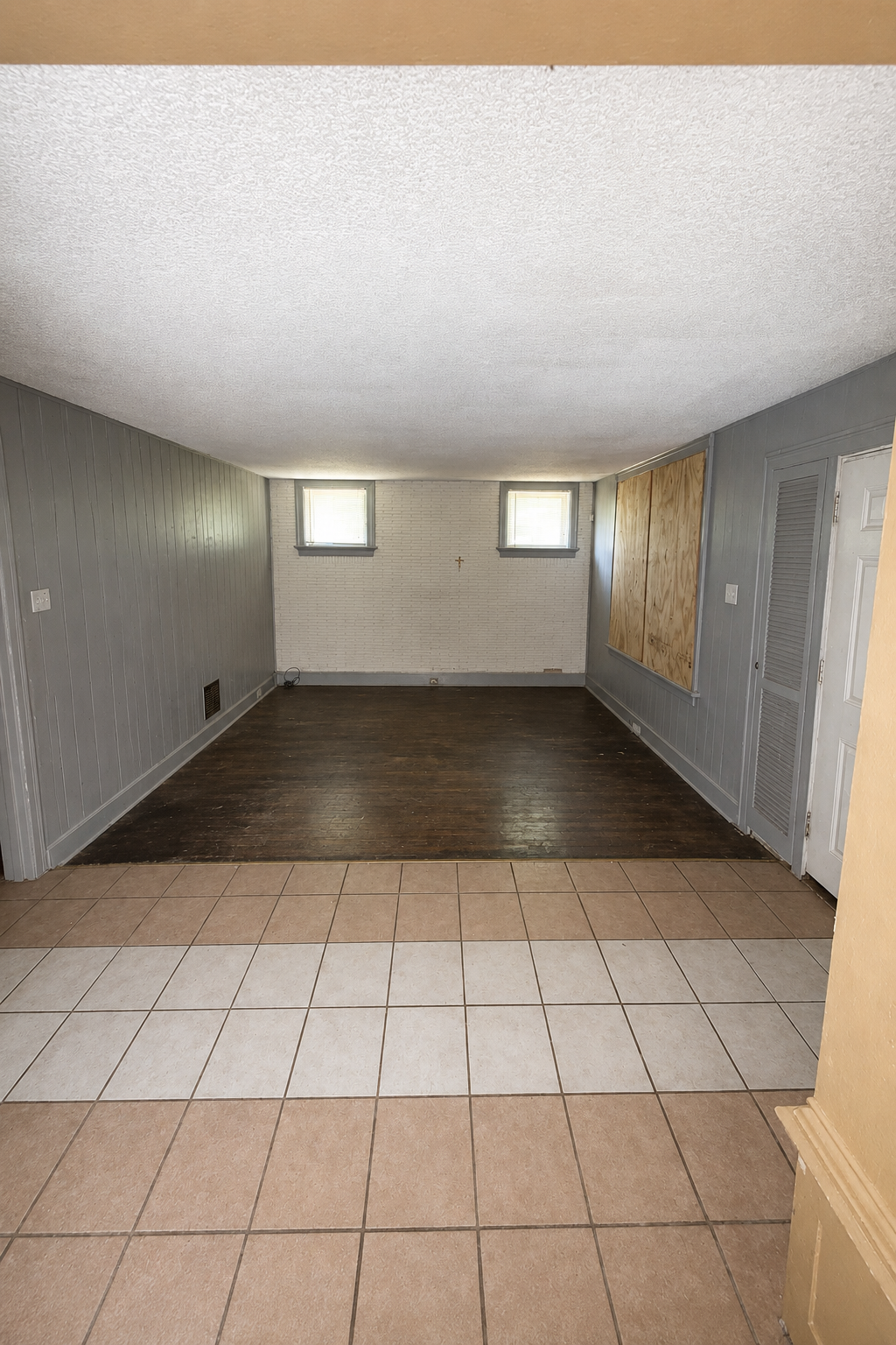 Interior thumbnail for ZIP code 63147 home