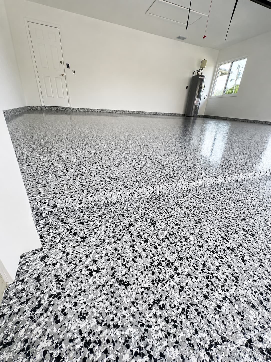 Flake chip epoxy flooring Florida