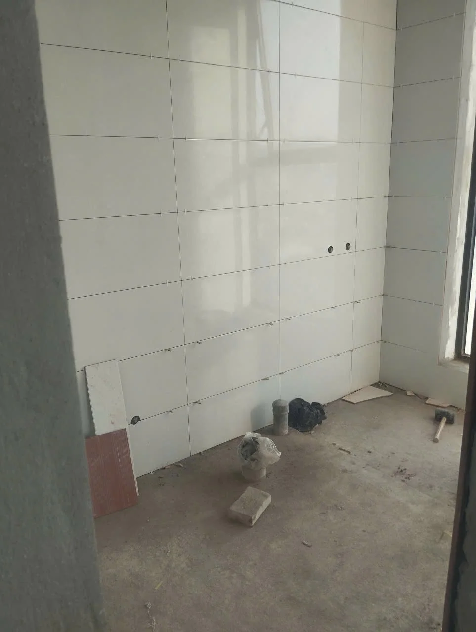 Hoàn thiện ốp tường khu vệ sinh căn hộ Sun Panoma 2 Đà Nẵng
