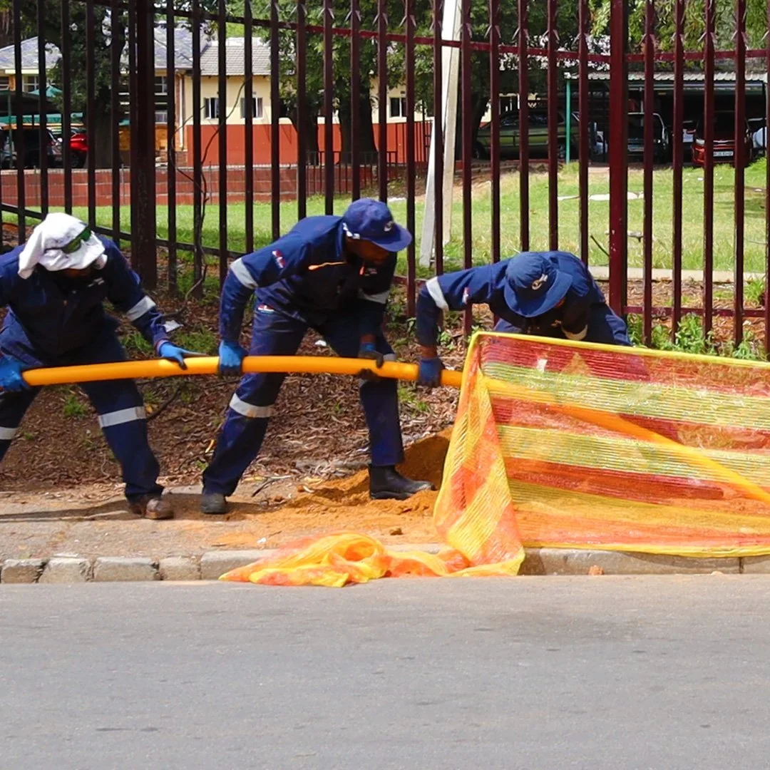 Egoli Gas Yellow Pipe Pulling