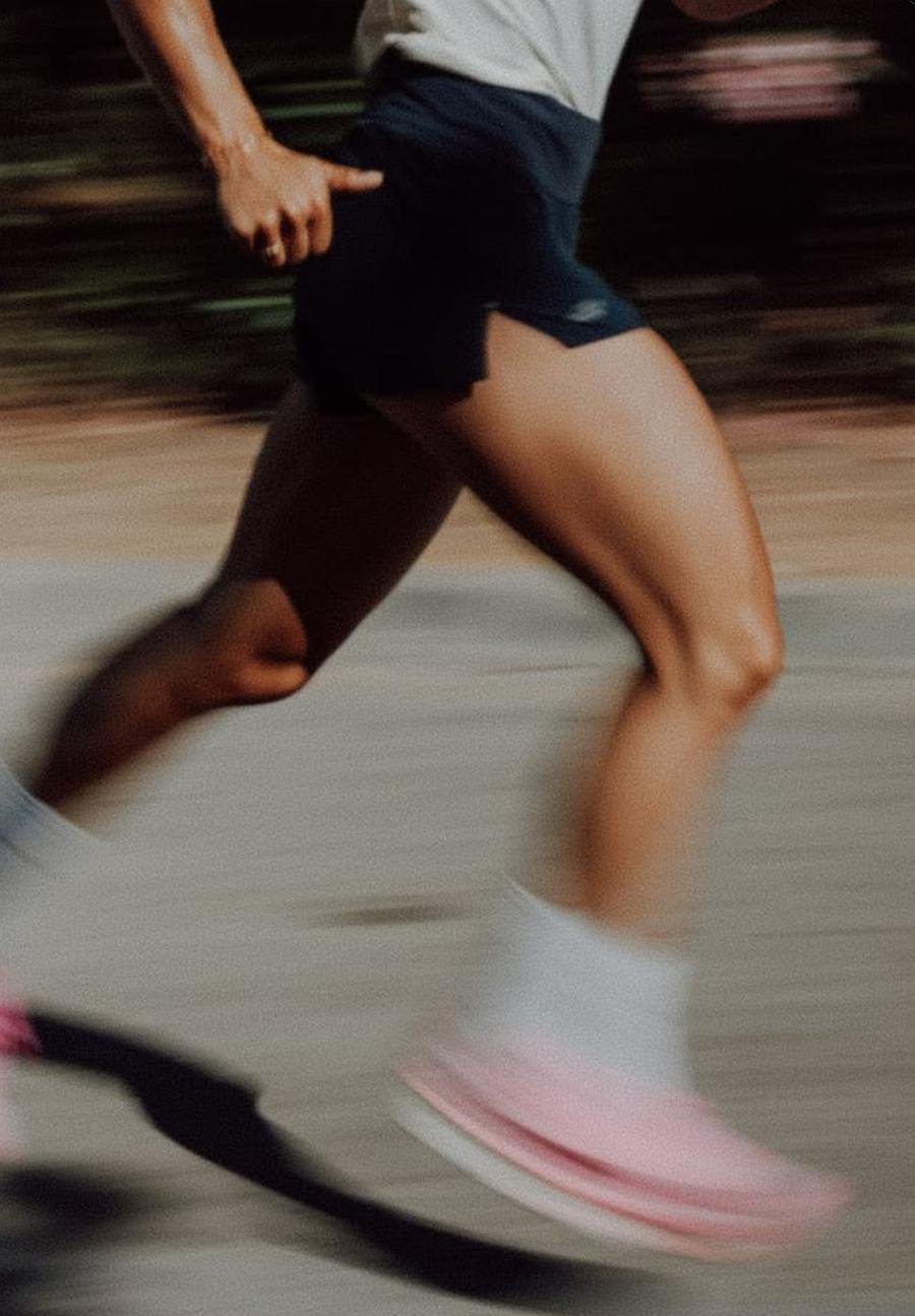 Runner in motion on a Chicago path