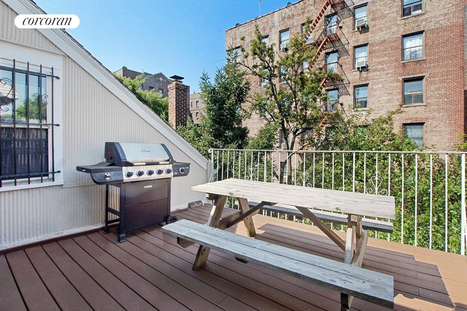 Upper terrace with outdoor dining