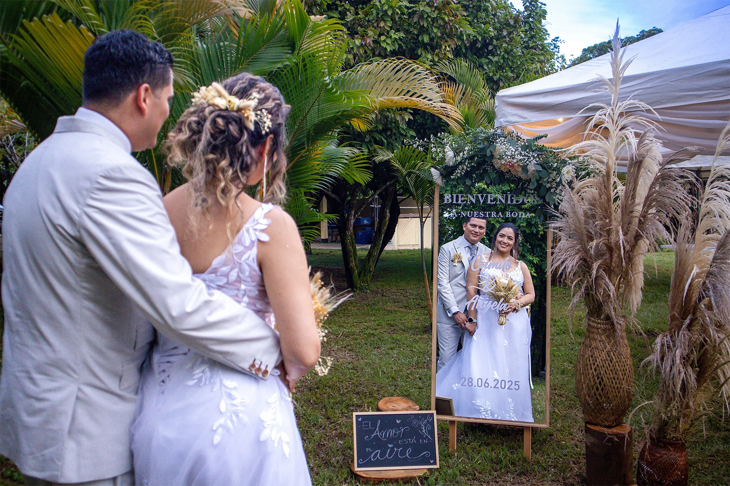 Wedding couple embrace — cinematic wedding photography