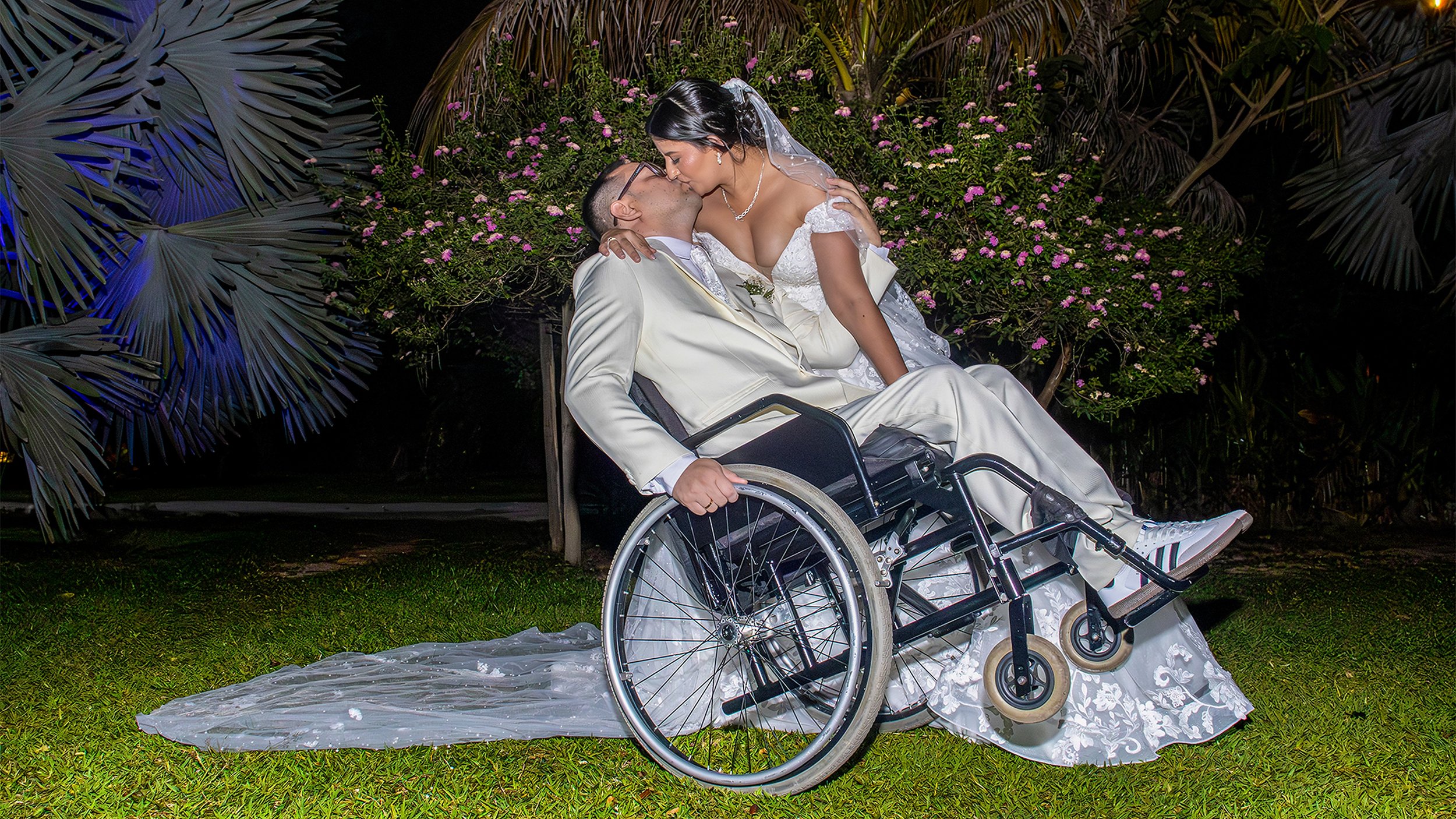 Wedding couple — wedding photography Malta