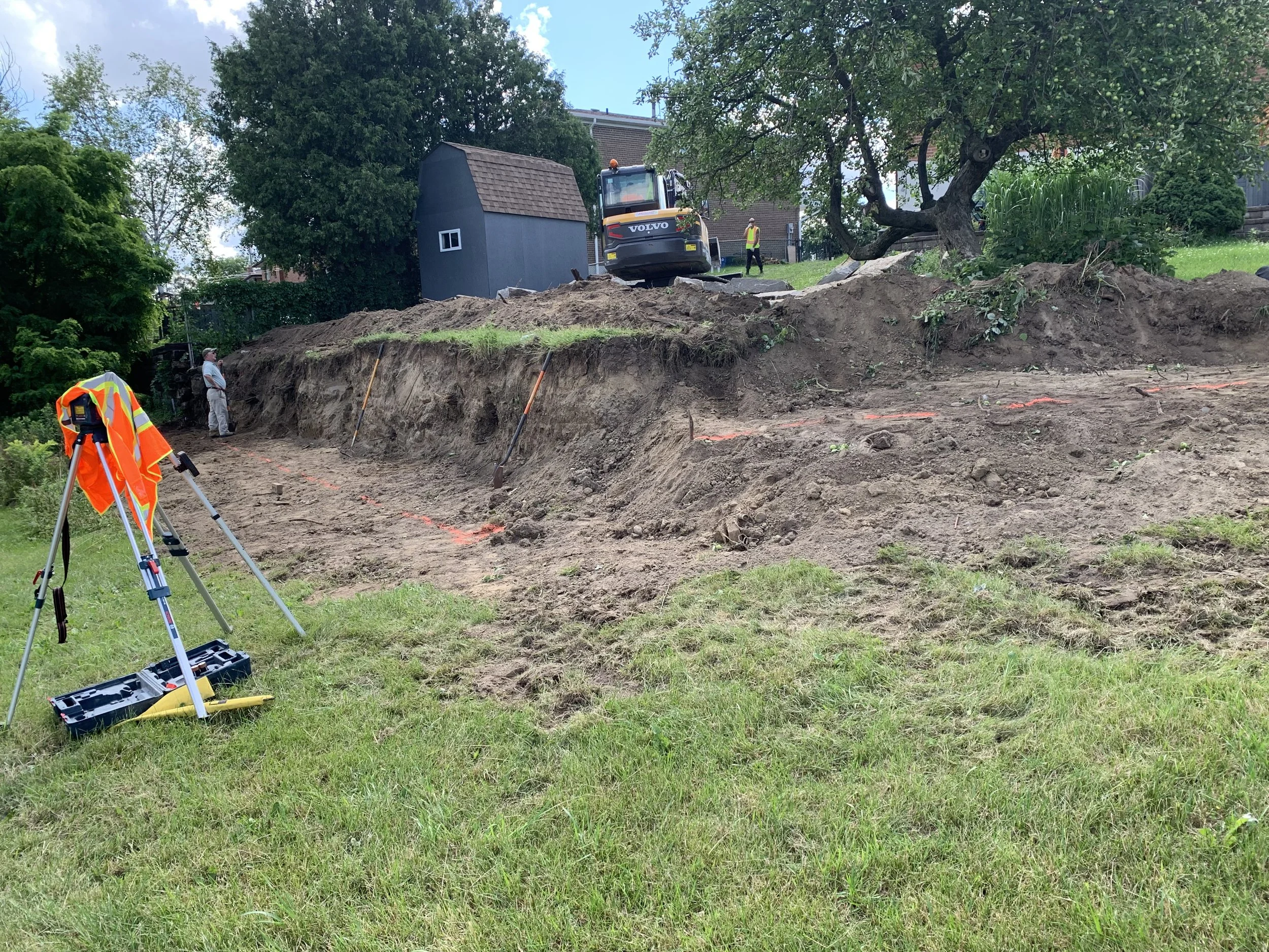 Retaining wall site preparation – Brick Aid Masonry