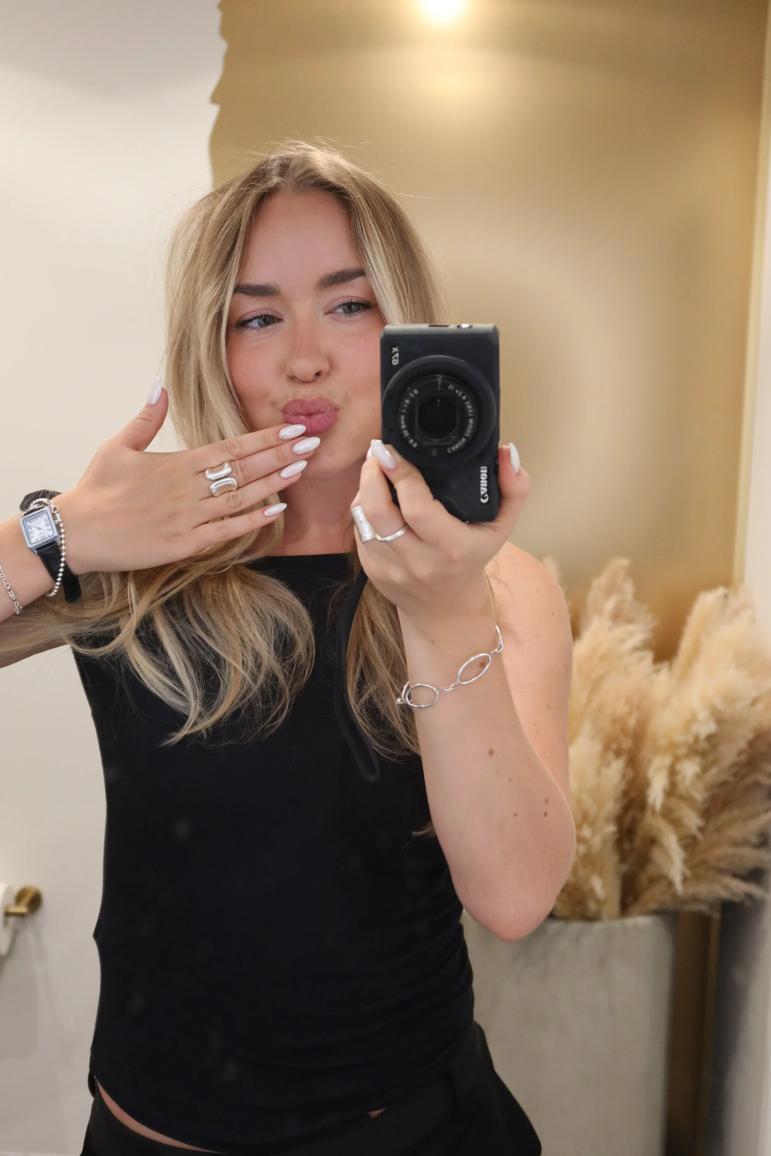 Zorina Nail Studio client