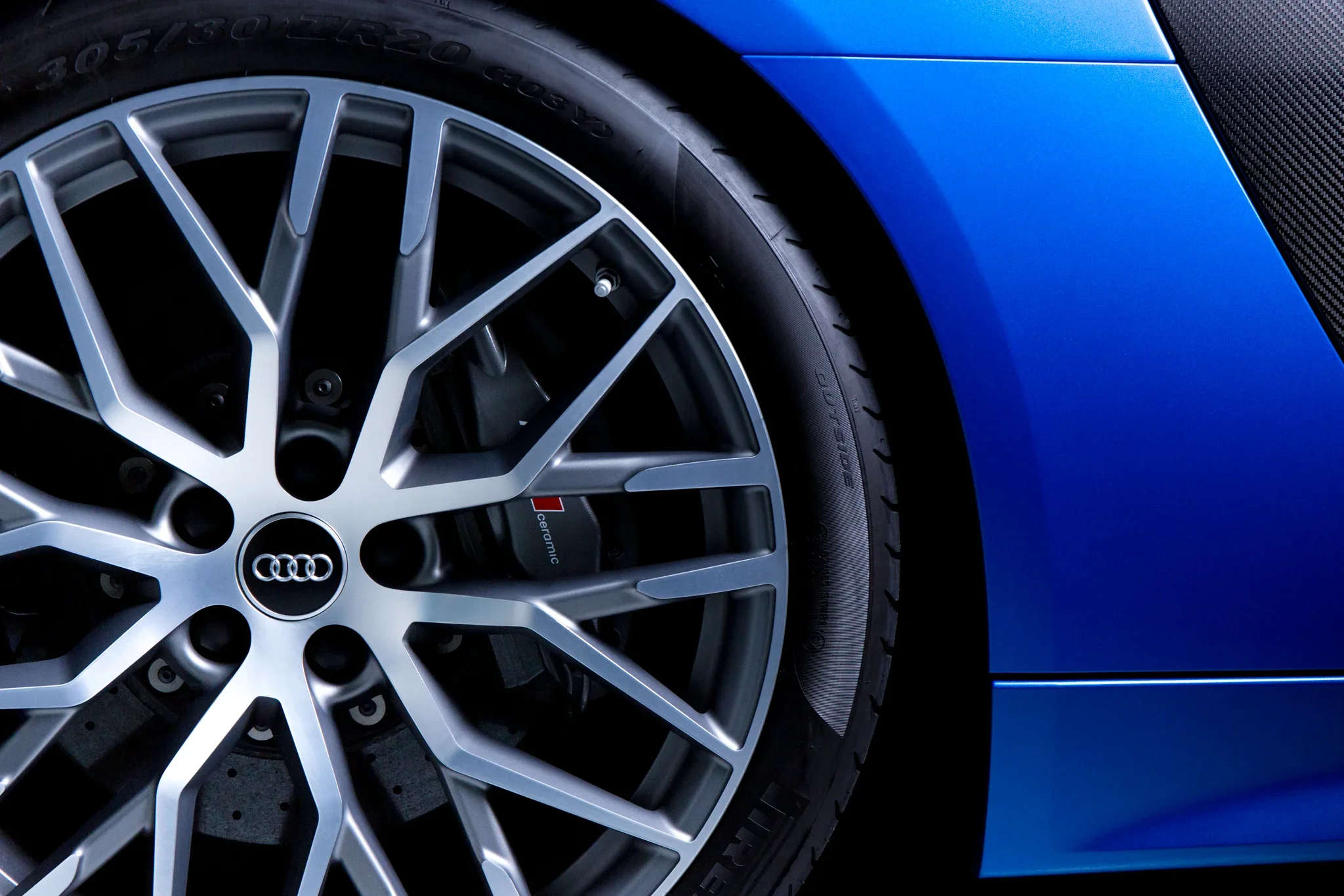 Audi R8 studio photography — detail
