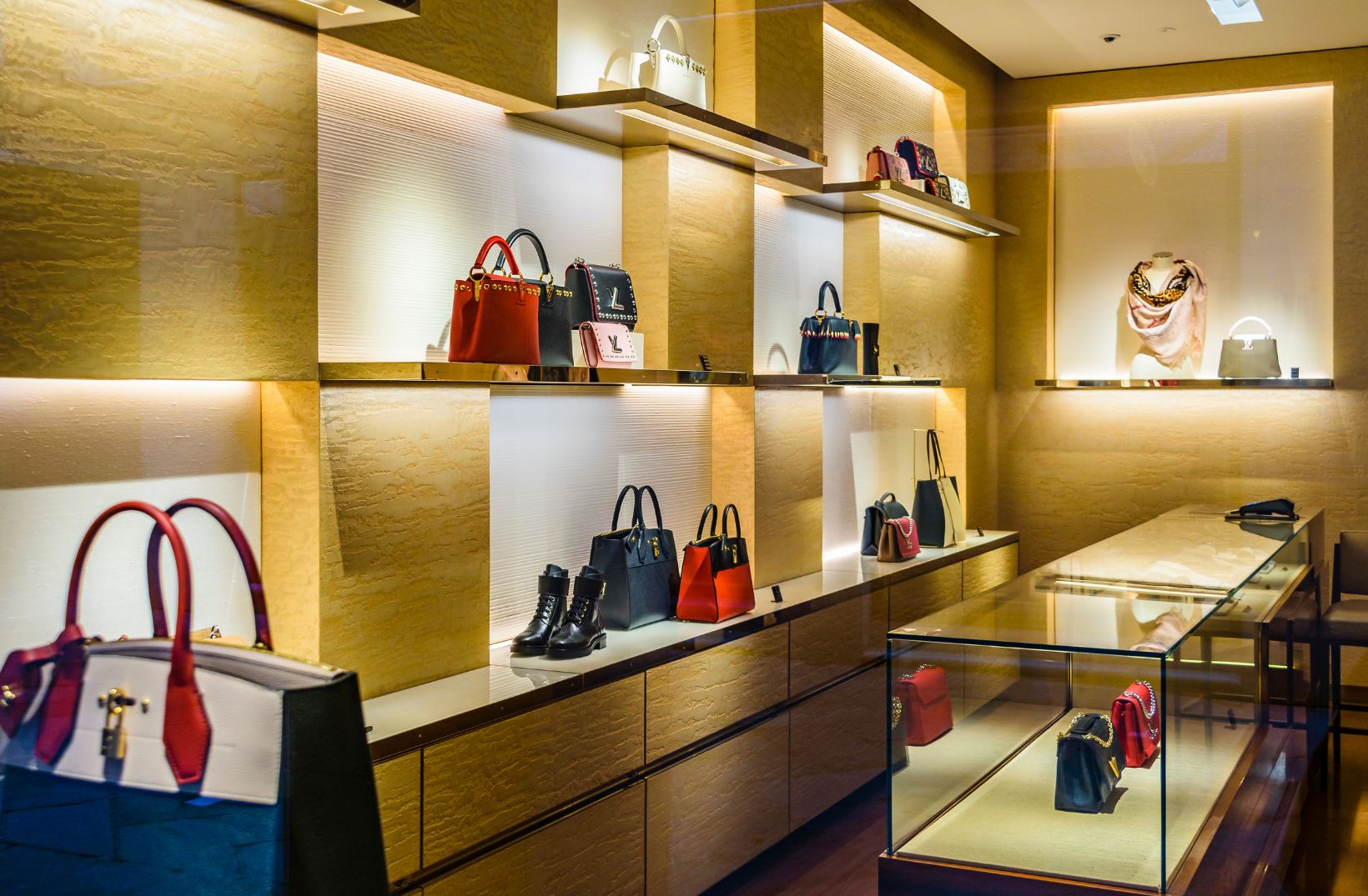 Consumer brands display
