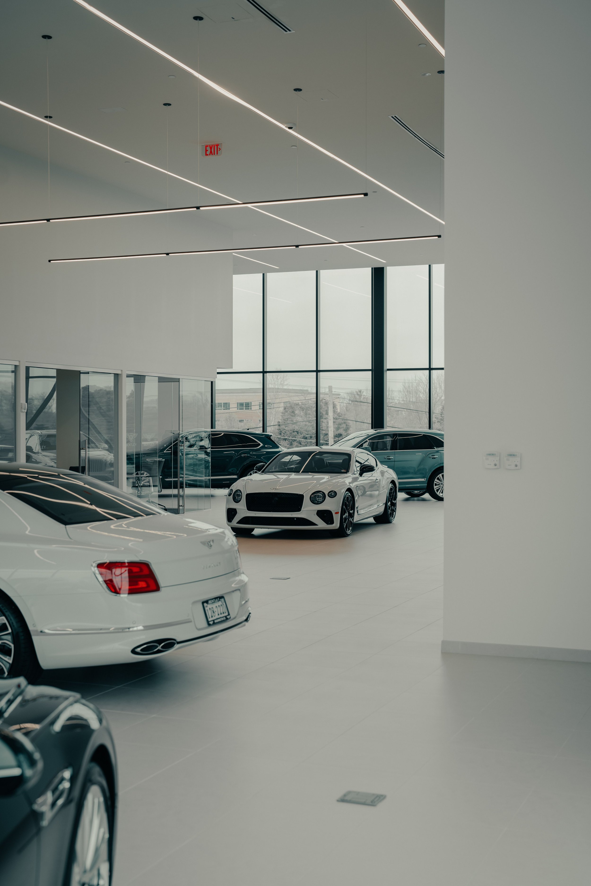 Auto dealership gaze detection