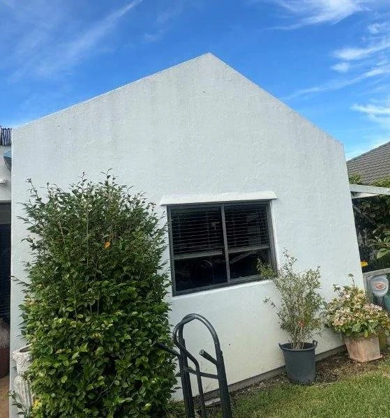 House exterior before repaint, second angle, Papamoa