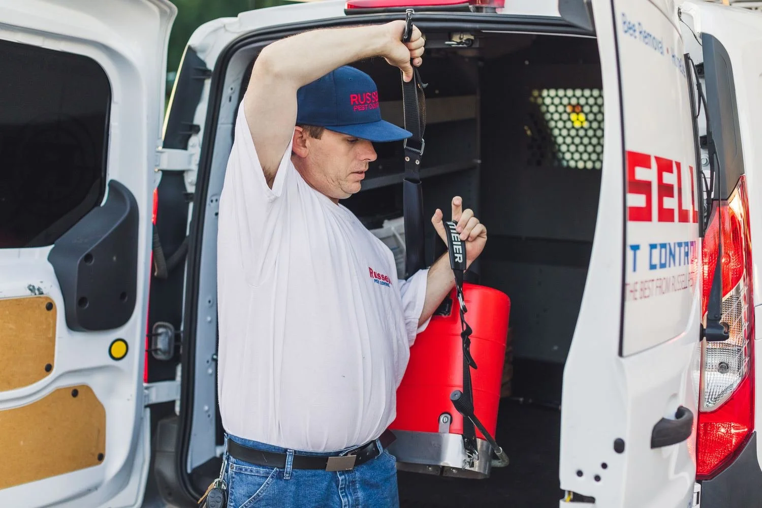 Russell Pest Control operation truck deployment run