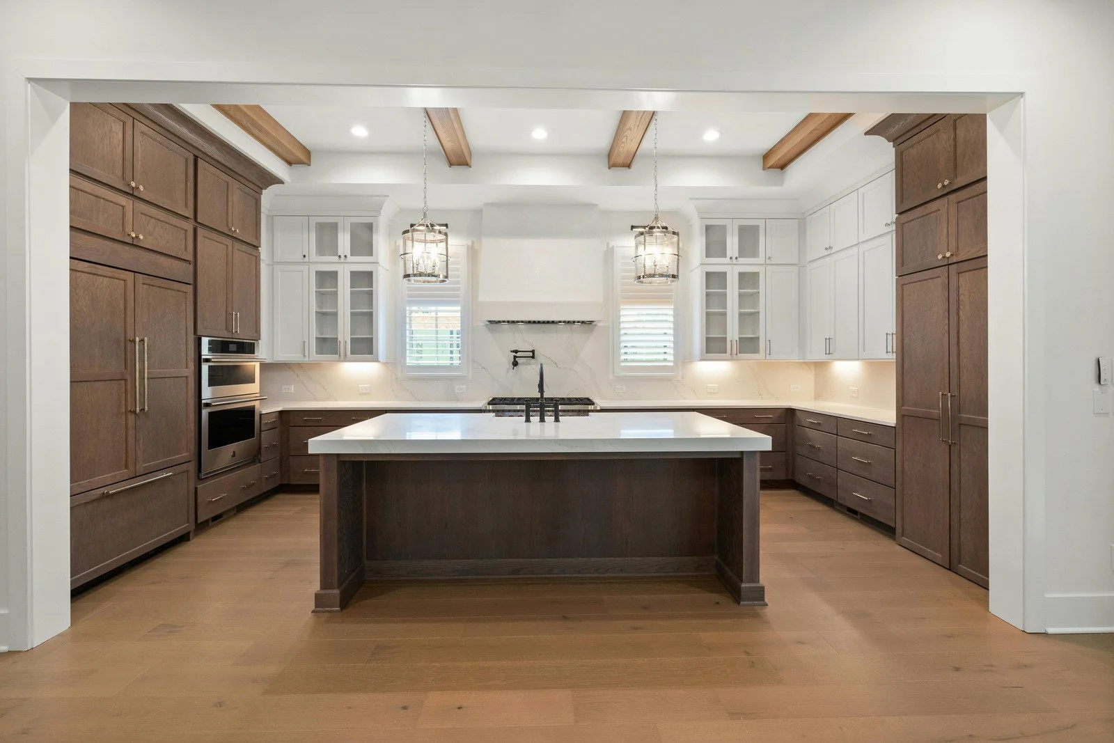 Cabinet Painting & Refinishing in Hialeah, FL